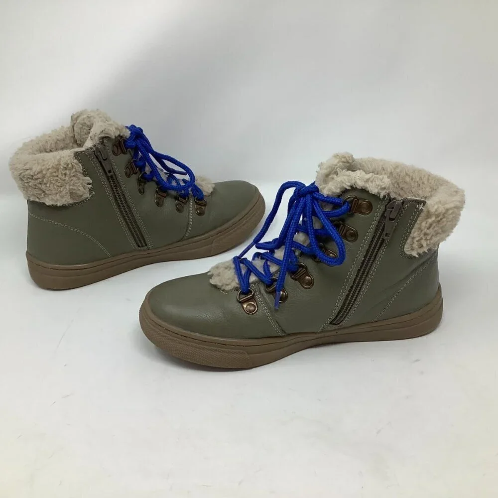 Mini Boden kids girls boots grey green sherpa 36